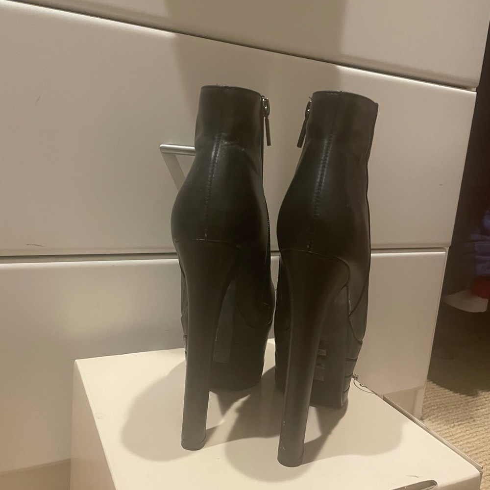 Platform stiletto boots - Picture 4 of 4